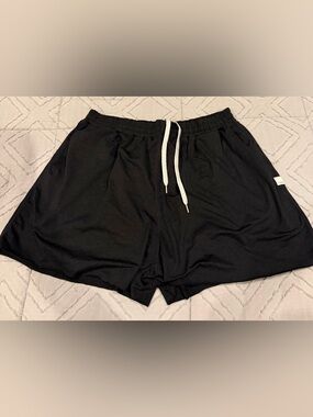 Vuori Black Athletic Shorts with White Drawstring